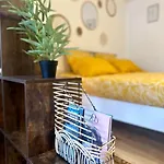 Neuf Entierement Equipe Proche Centre * Αμιάν