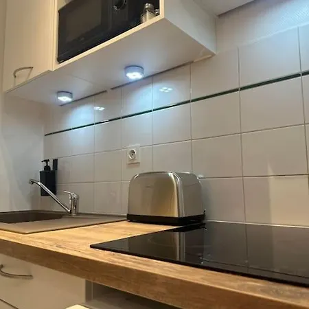 Neuf Entierement Equipe Proche Centre Apartament